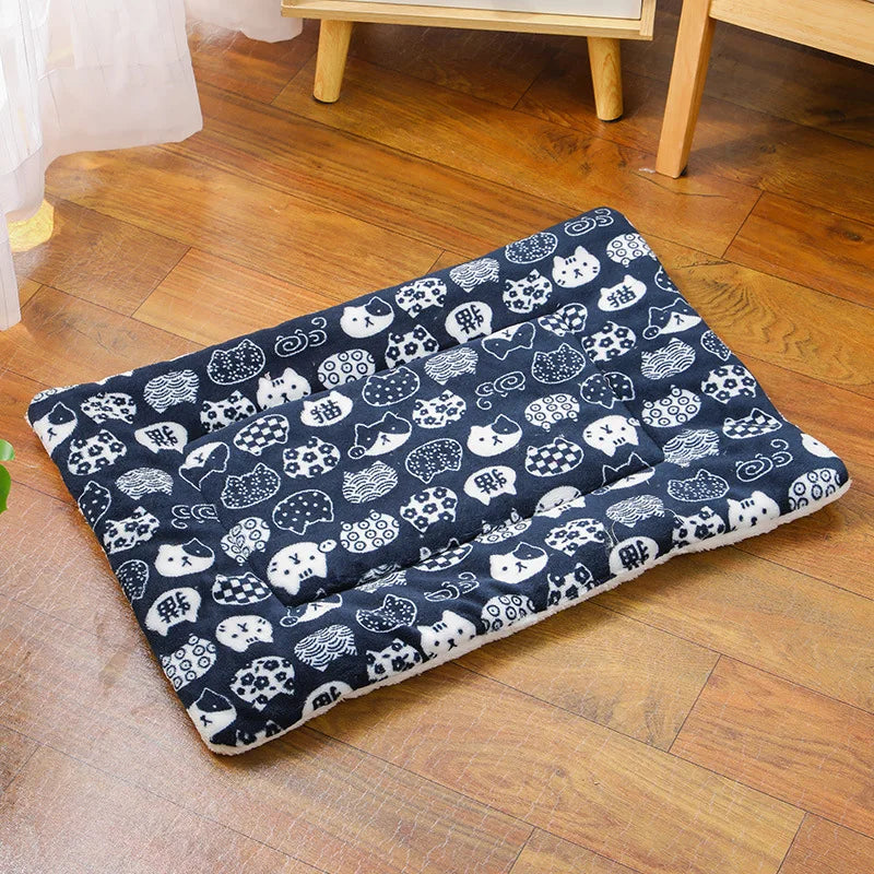 🐾 CalmCuddle™ Pet Sleeping Mat — Cozy, Washable Dog & Cat Bed for Small & Large Pets