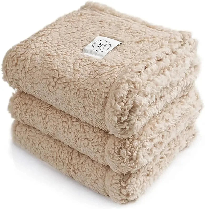 Ultra-Soft Calming Pet Blanket — Fluffy Sherpa Fleece Throw for Dogs, Puppies & Cats