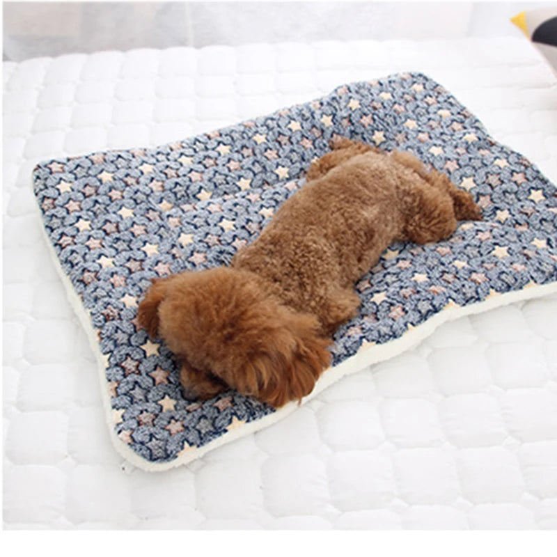 🐾 CalmCuddle™ Pet Sleeping Mat — Cozy, Washable Dog & Cat Bed for Small & Large Pets