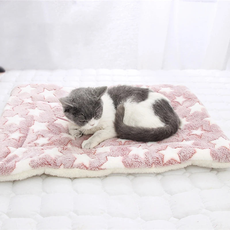 🐾 CalmCuddle™ Pet Sleeping Mat — Cozy, Washable Dog & Cat Bed for Small & Large Pets