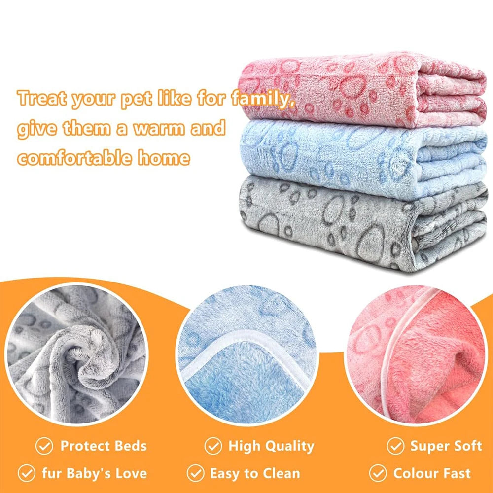 CalmCuddle™ Paw Print Blanket — Soft, Cozy, Machine-Washable Comfort for Dogs & Puppies