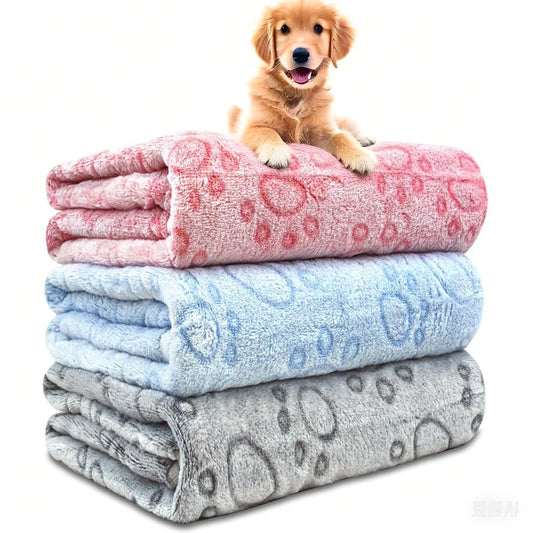 CalmCuddle™ Paw Print Blanket — Soft, Cozy, Machine-Washable Comfort for Dogs & Puppies
